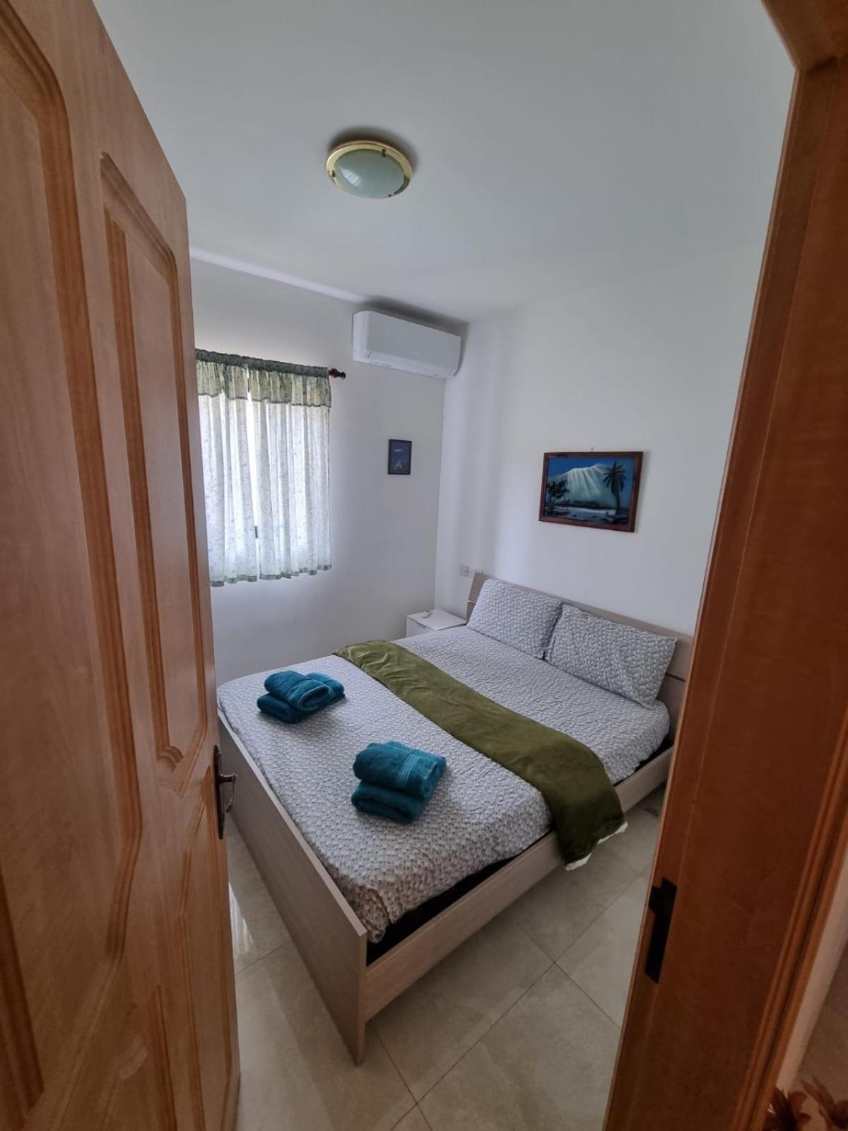 Modern Three Bedroom Apartment In Center Bugibba St. Paul's Bay Luaran gambar